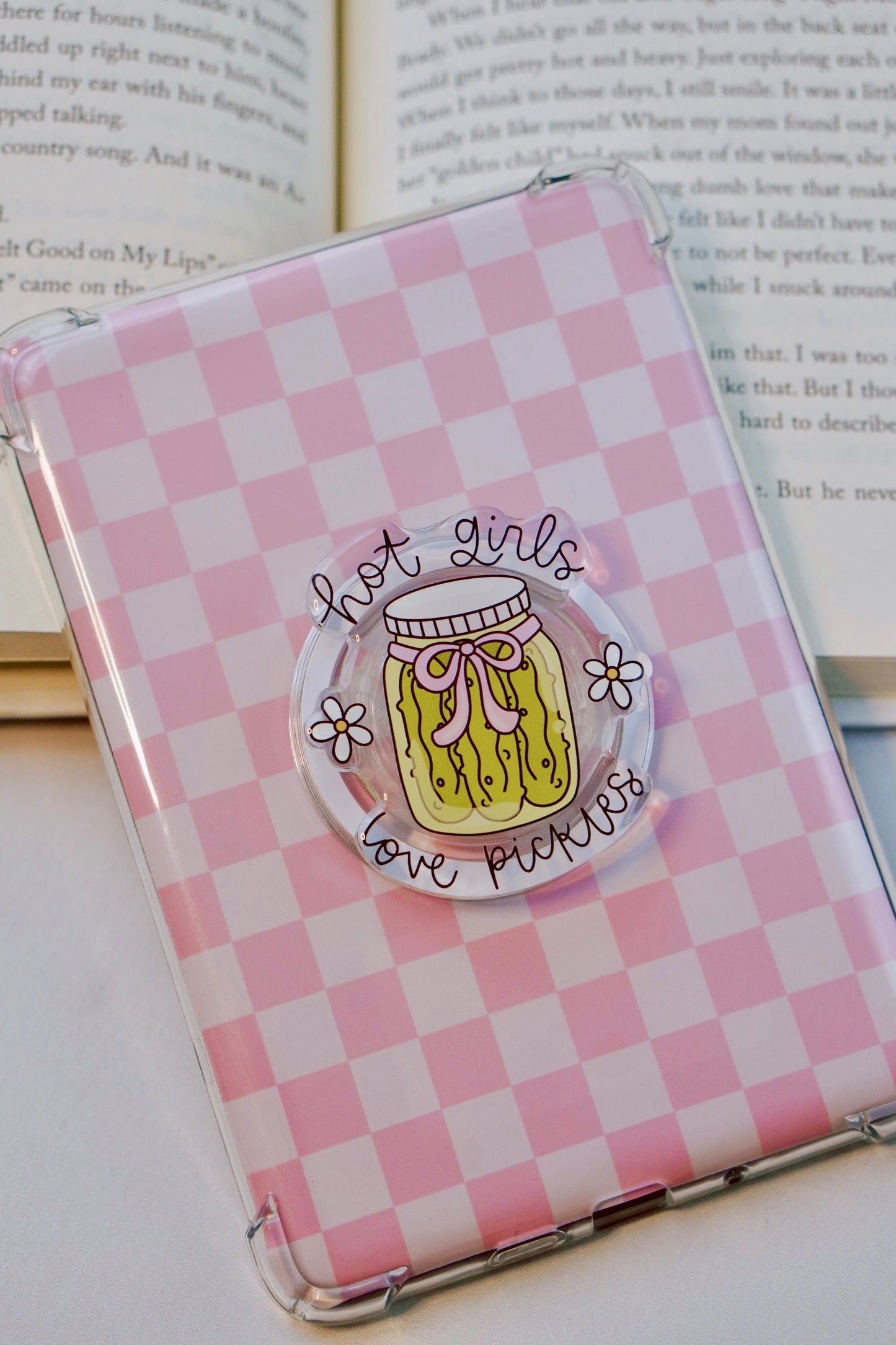Hot Girls Love Pickles Pretty Pop | Kindle E-Reader Grip | MagSafe Grip | Kindle | Tablet | Phone