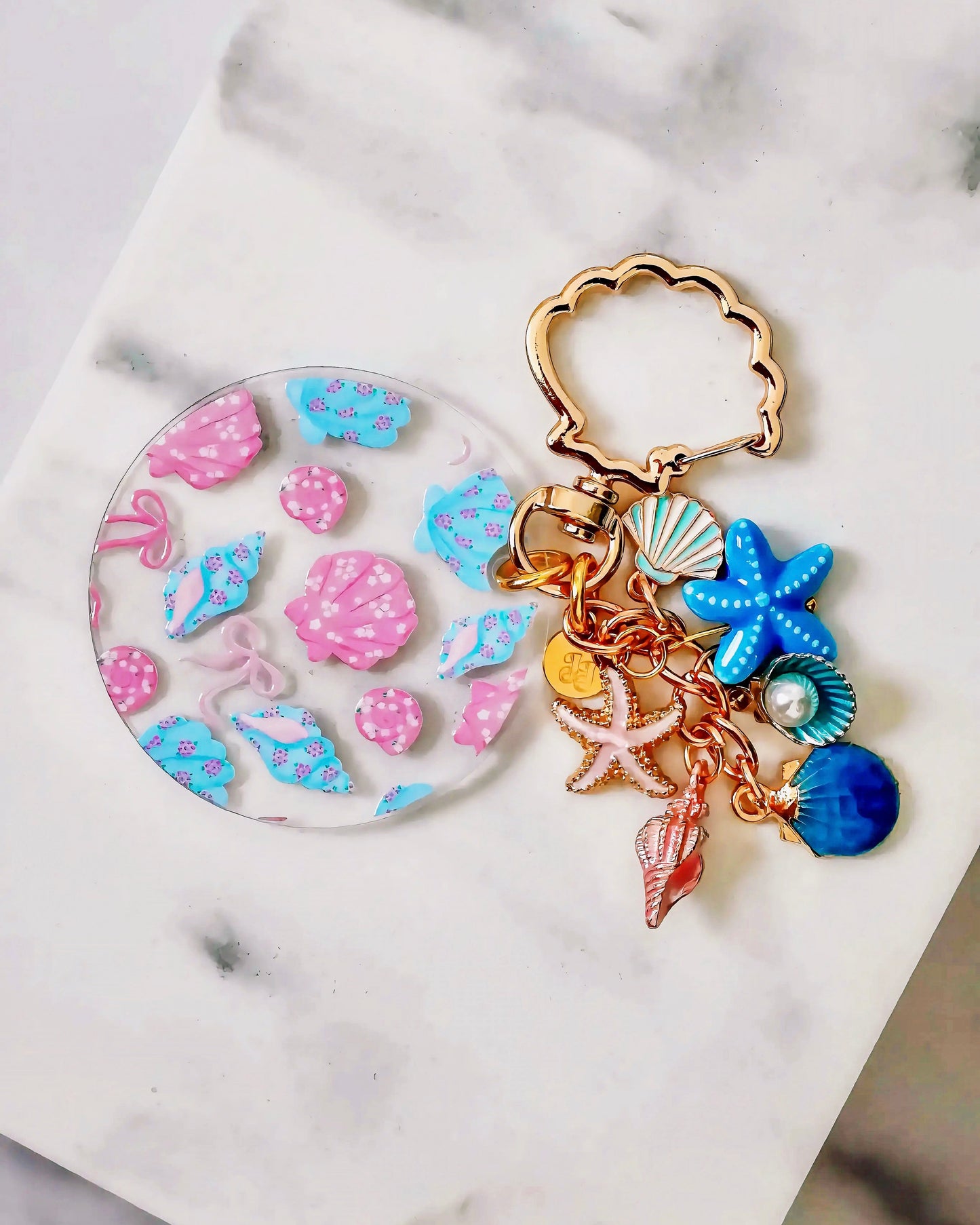 Seaside Treasures Acrylic Circle Keychain