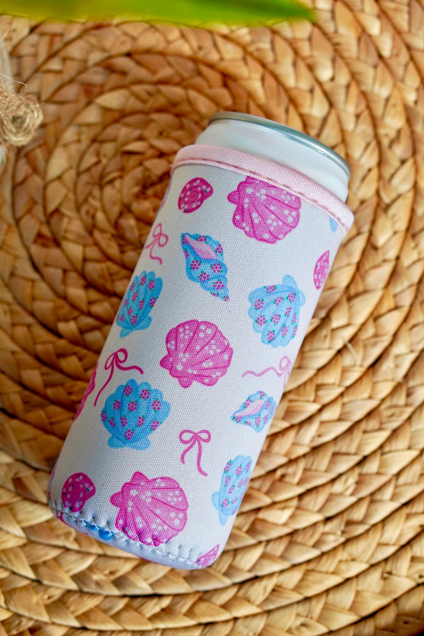 Seashell Sweetheart Tall Can Sleeve