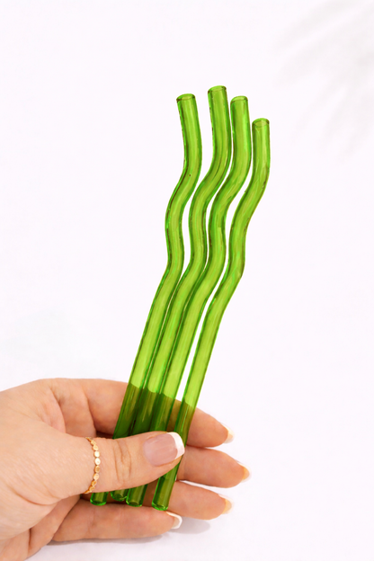 Green Wavy Glass Straw
